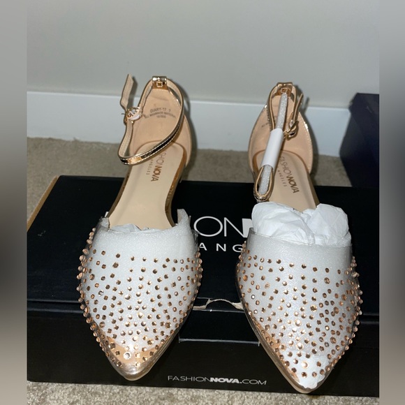 * FASHION NOVA * - Picture 2 of 4